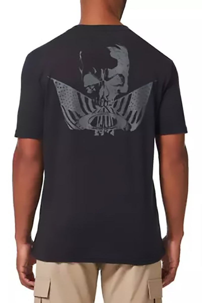 Oakley - Standard Issue Brave Tee in Blackout