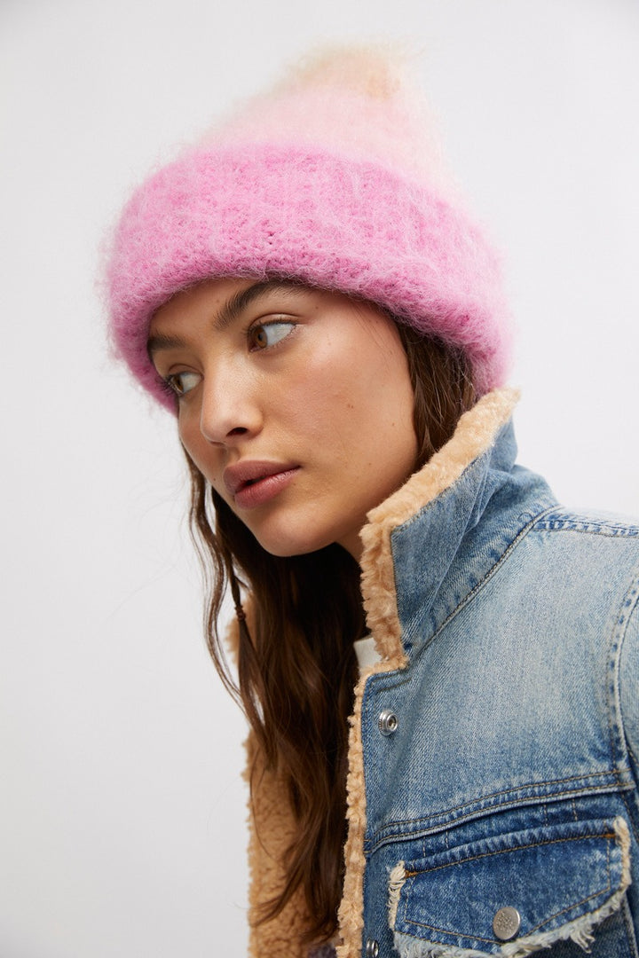 Free People - Icing Beanie in Pink