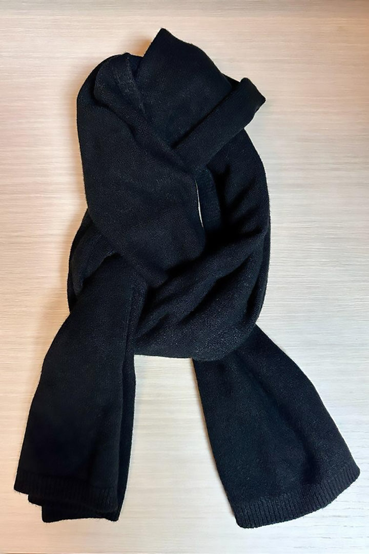 Milio Milano - Italian Knit Long Scarf in Black