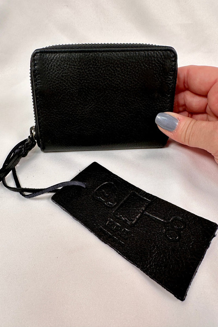 Rock Paper Scissors - "Alexa" Zip Around Card Wallet in Black