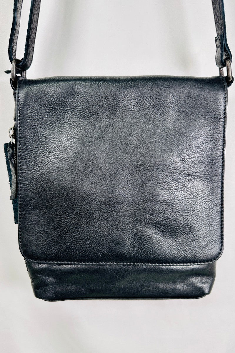 Rock Paper Scissors - "Fulham" Flap Top Cross Body Bag in Black