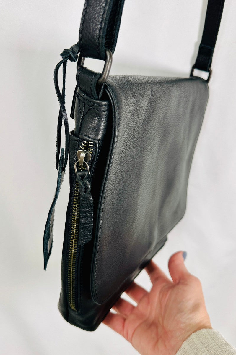 Rock Paper Scissors - "Fulham" Flap Top Cross Body Bag in Black