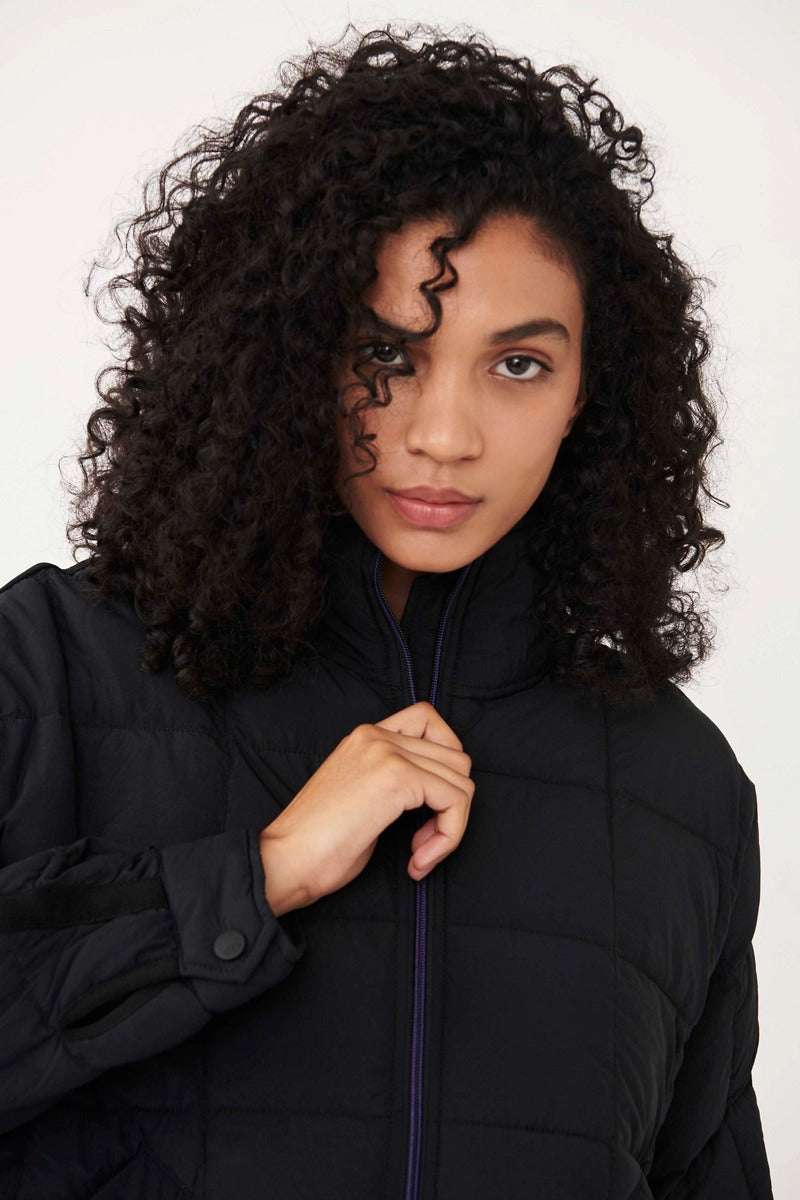 Free People - Pippa Packable Puffer Jacket in Black