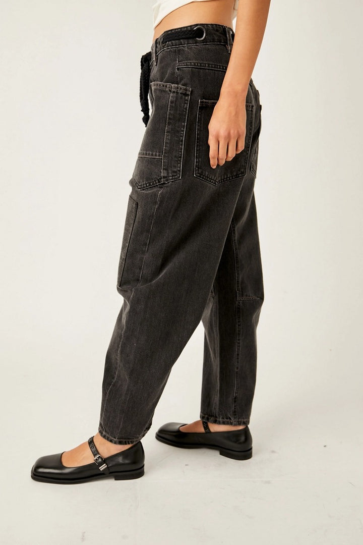 Free People - Moxie Low Slung Pull On Barrel Jeans in Night Hawk 2