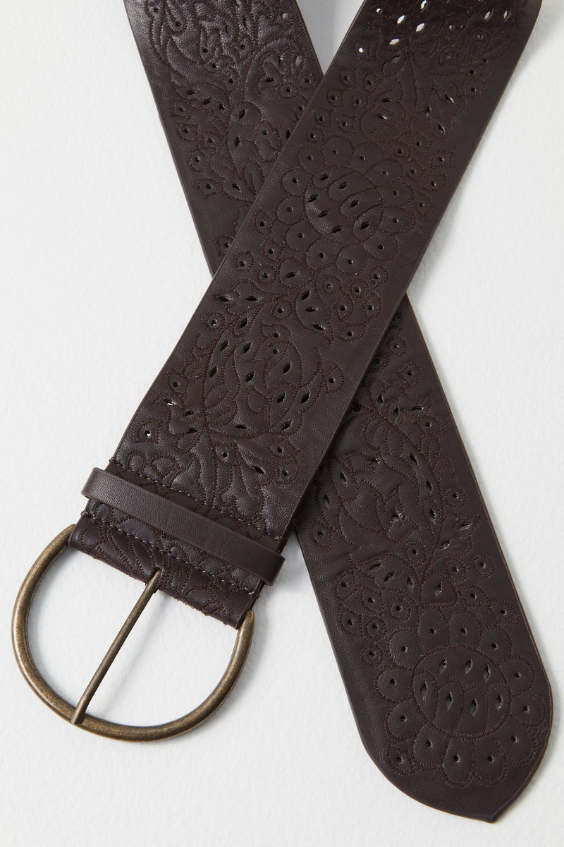 Free People - Laurel Hip Belt in Coconut Shell