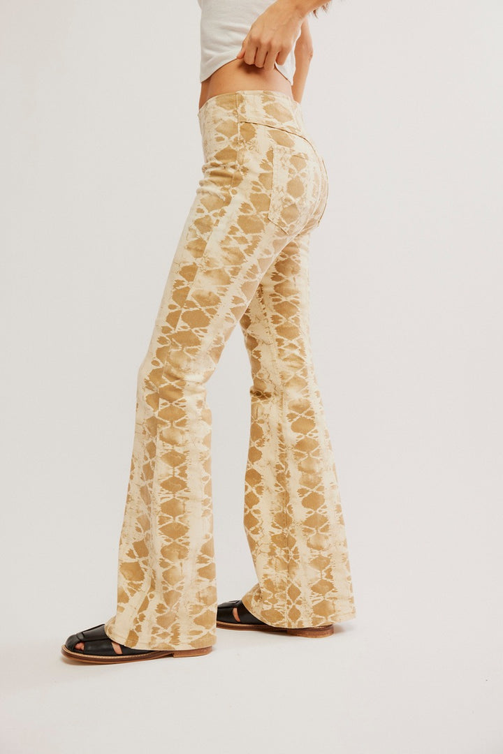 Free People - Penny Pull On Printed in Sand Combo