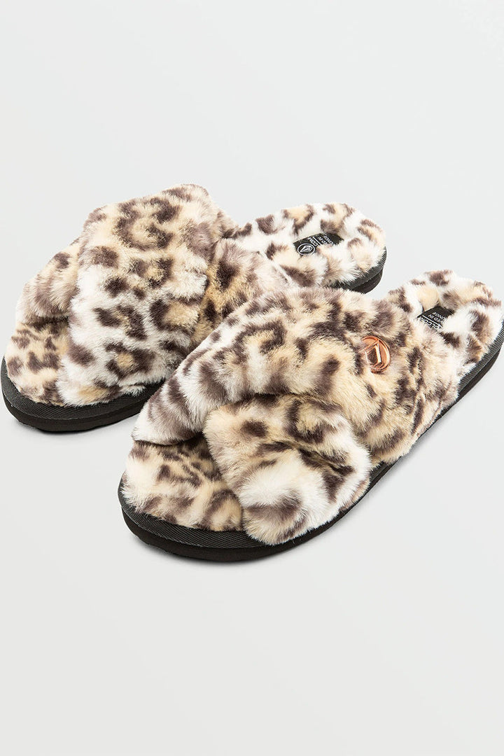 Volcom - Lived In Lounge Slip Sandal in Cheetah