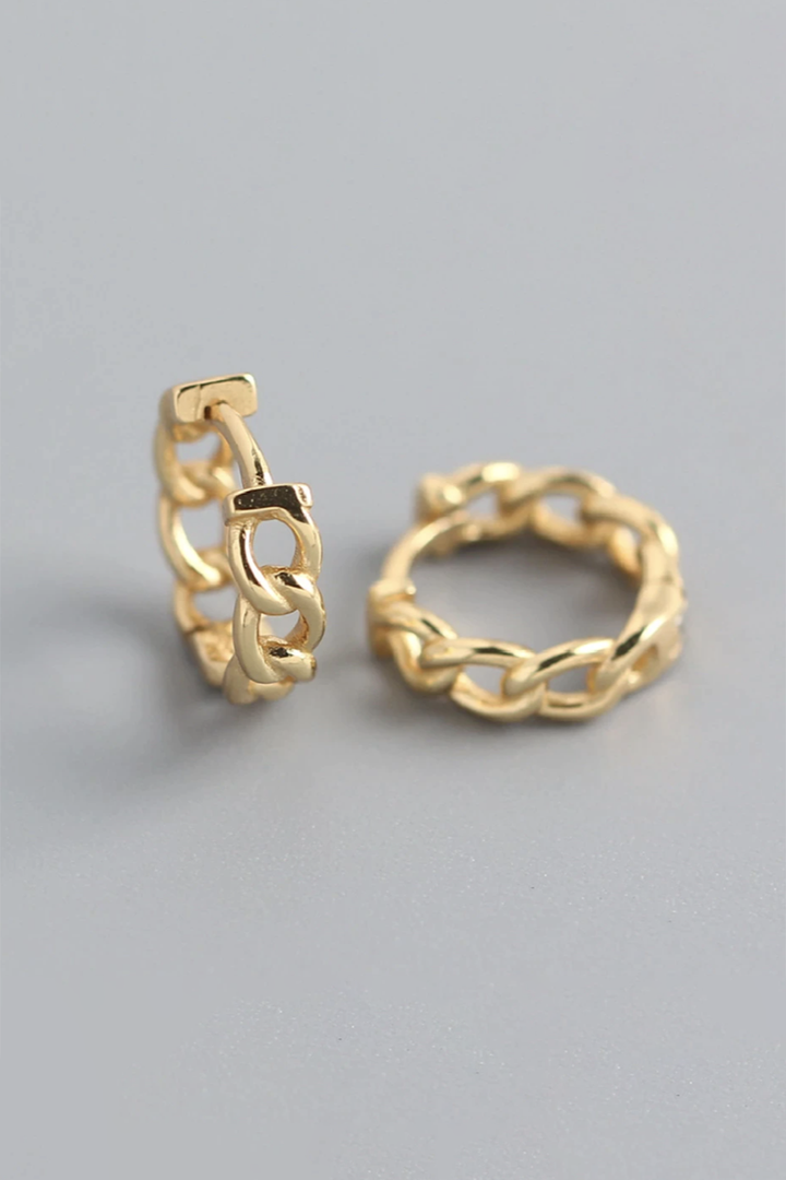 Mauve Jewelry Co. - Peri Hoop Earrings in Gold