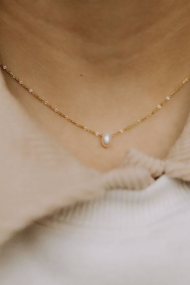 Mauve Jewelry Co. - Melbourne Pearl Necklace in Gold