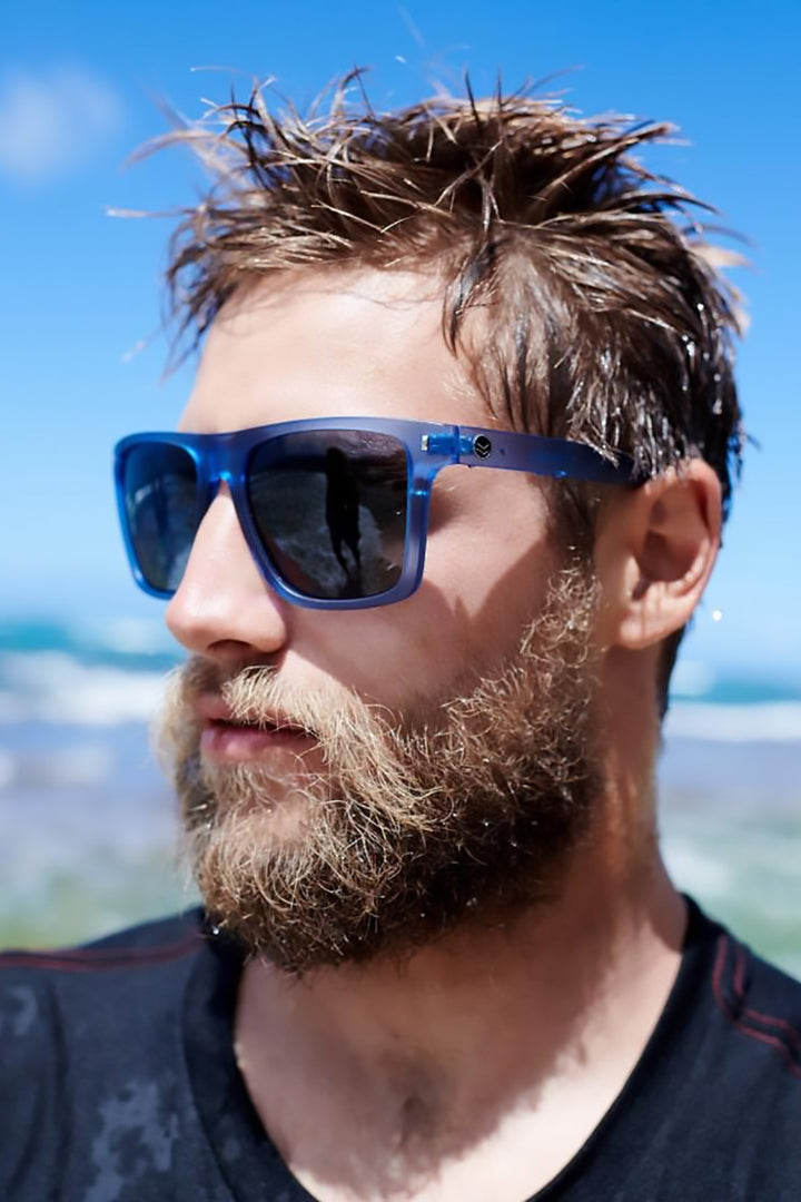 I-SEA - Limits with Storm Blue Frame and Smoke Polarized Lenses