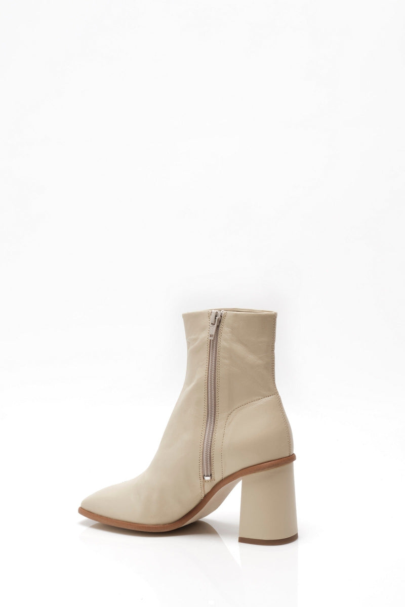 Free People - Sienna Ankle Boots in Buttercream